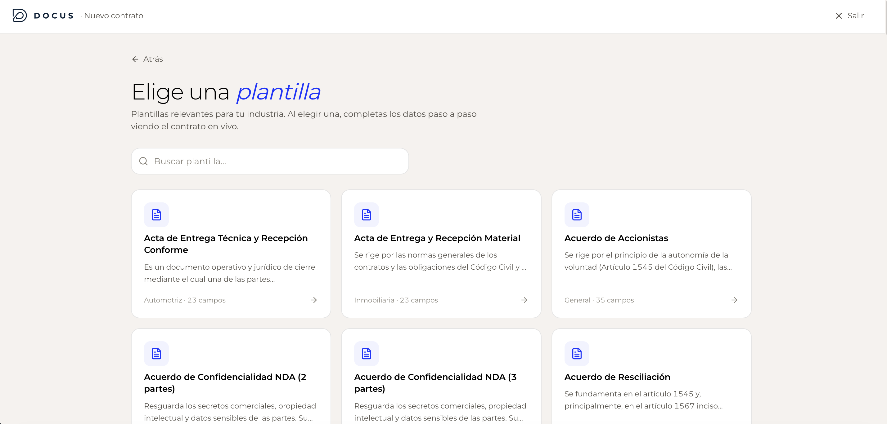 Elige una plantilla de contrato relevante para tu industria